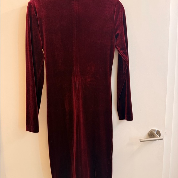 Calvin Klein Burgundy Velvet Long Sleeve Dress - Picture 2 of 8